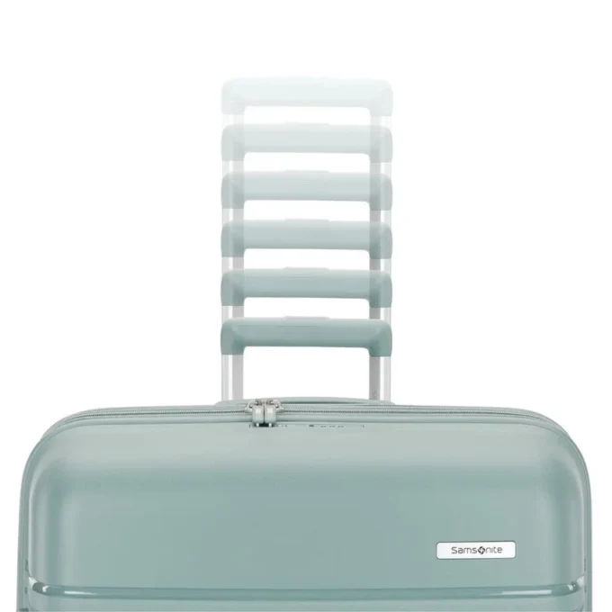 Elevation™ Plus elevation™ plus hardside stor spinner Elevation™ Plus elevation™ plus hardside stor spinner