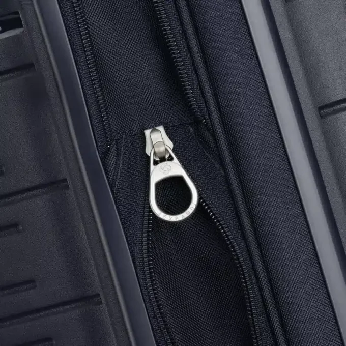 Elevation™ Plus elevation™ plus hardside stor spinner