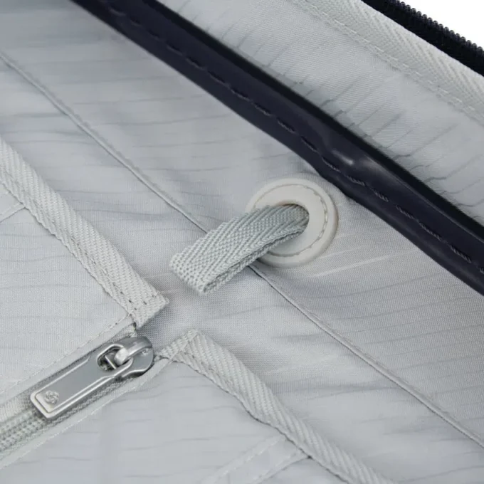 Elevation™ Plus elevation™ plus hardside stor spinner