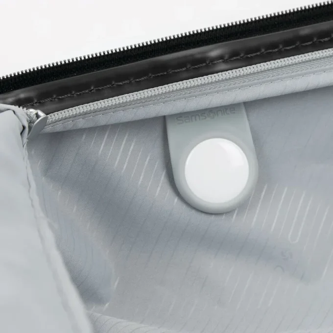 Elevation™ Plus elevation™ plus hardside stor spinner Elevation™ Plus elevation™ plus hardside stor spinner