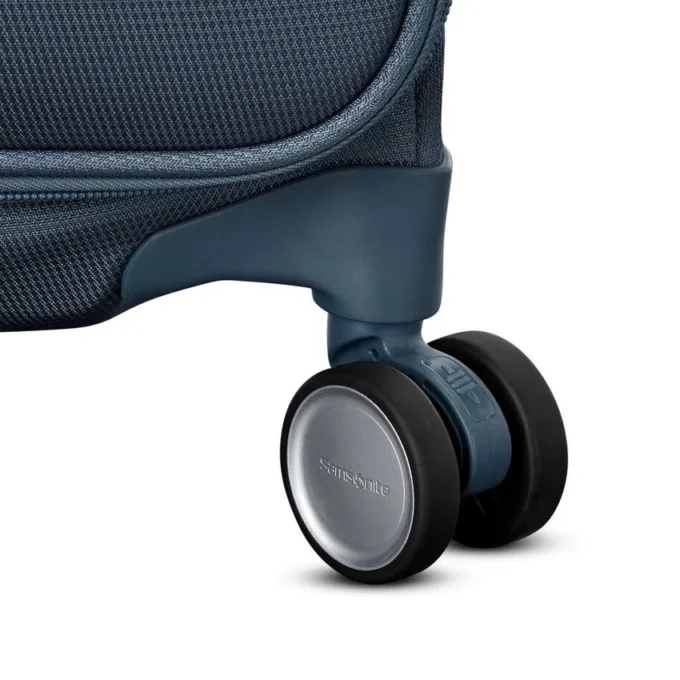 Uplift softside medium spinner