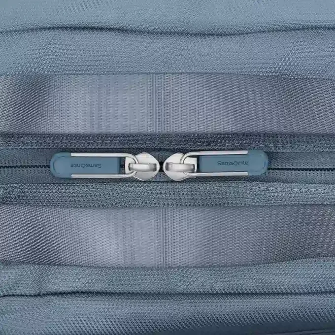 Uplift weekender duffel